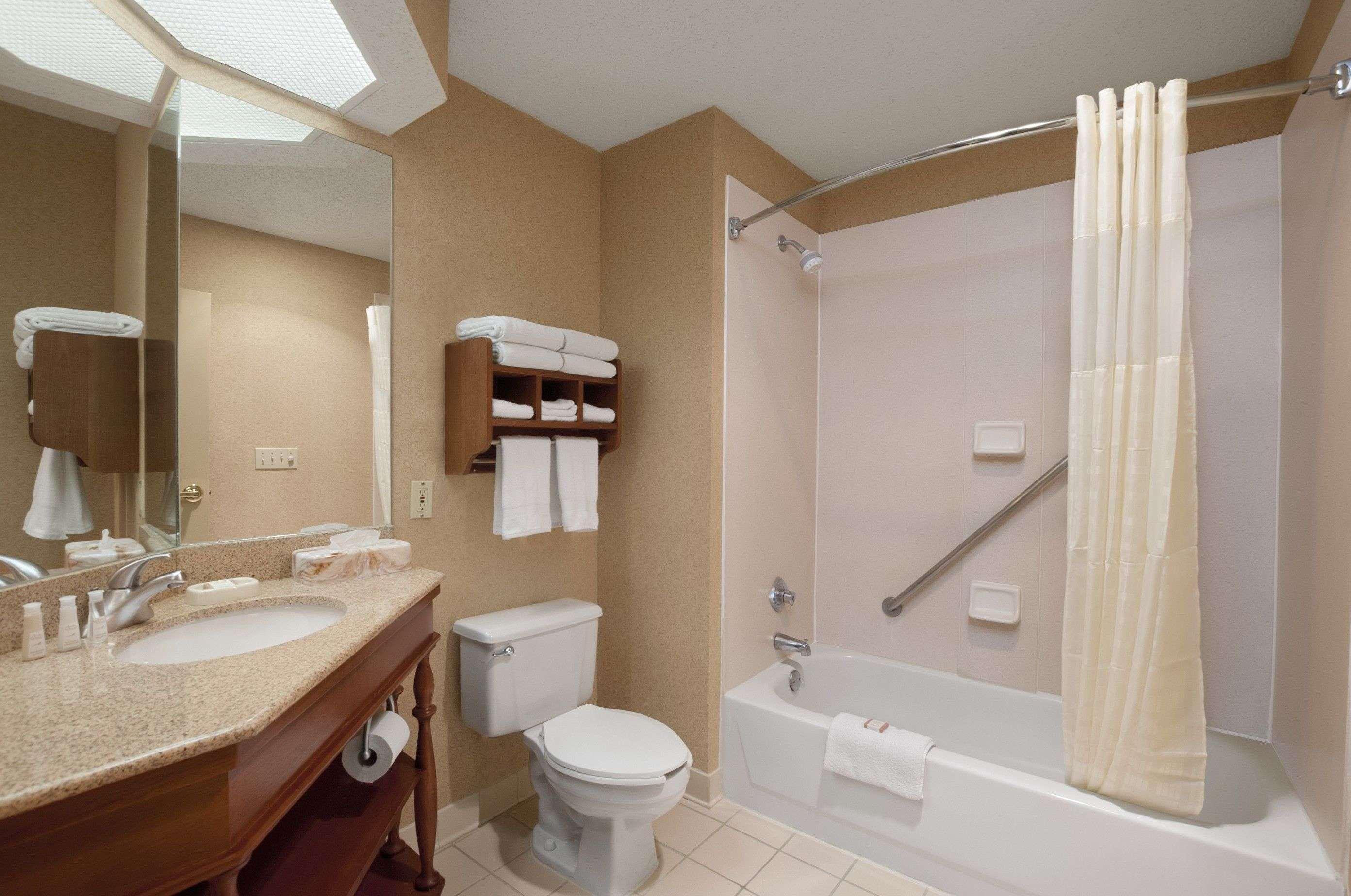 Baymont By Wyndham Lewisville Esterno foto